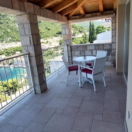 Adriatic - Apartment With Jacuzzi Sobra Exterior photo